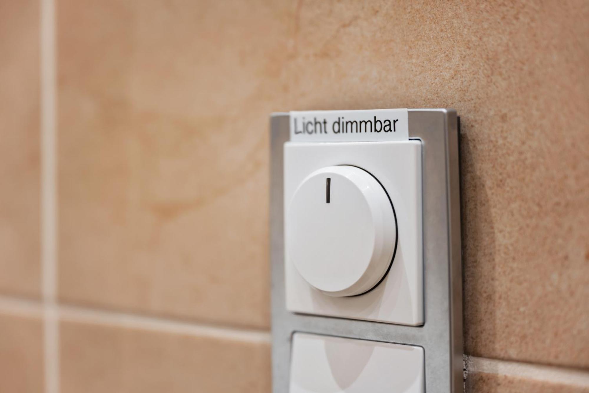 Edler Wohnraum Schwanenteich-Suite Mit Balkon, Kaffeevollautomat, Lift & Parkplatz Zwickau Zewnętrze zdjęcie